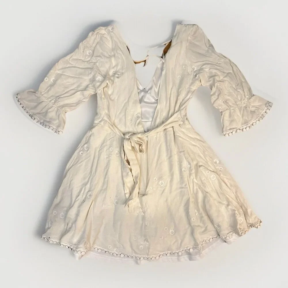 Lulus In the Meadow White Embroidered Backless Mini Dress Size Small